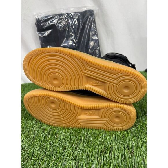 Size 10.5 DS OG ALL w/ bag Nike SF Air Force 1 Gum Men’s Black 859202-009 - Picture 4 of 9